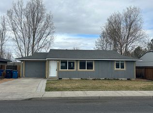 3201 SW Quartz Ave, Redmond, OR 97756