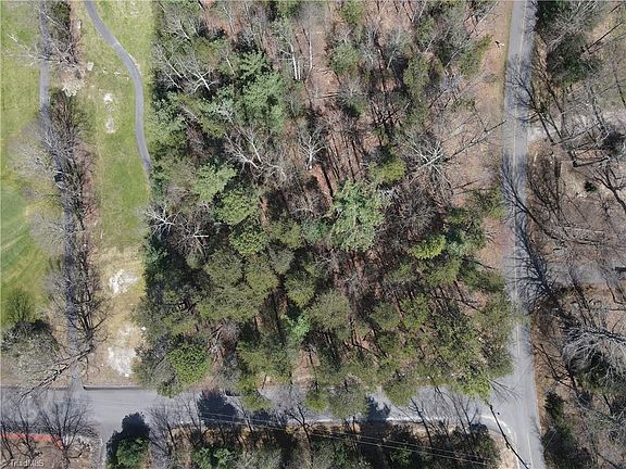 2nd image of 33 Greenstreet Dr