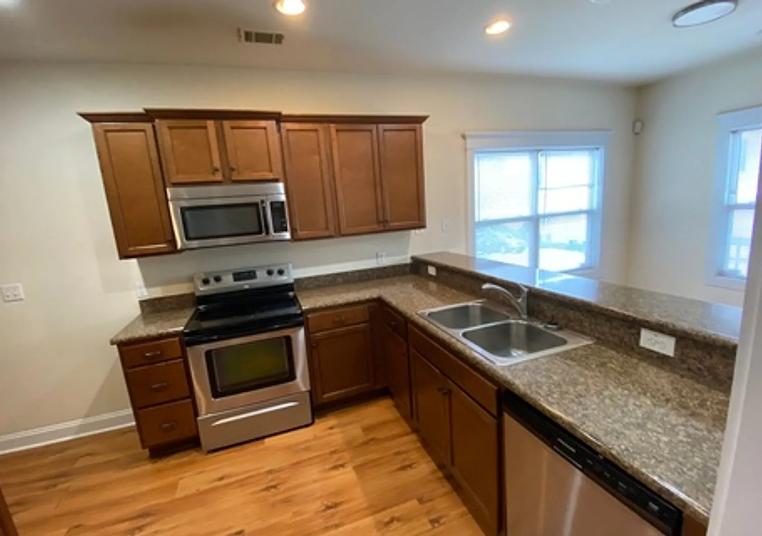 Pre-Leasing For August 5th 2027! — Photo 3