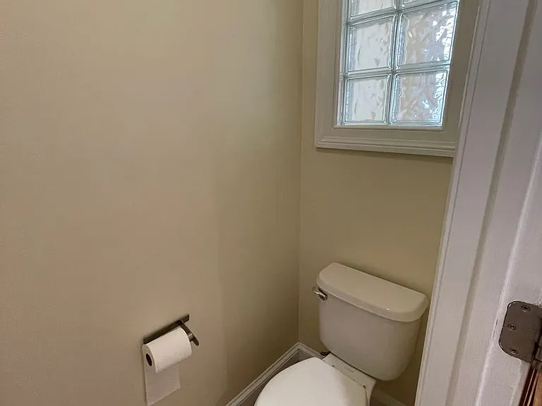 539 24th St NE — Photo 62