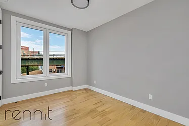 Rented by Rennit Inc.