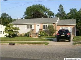 202 Poplar Pl, Neptune, NJ 07753