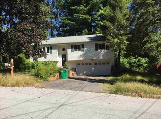 18 Darlene Dr, Poughkeepsie, NY 12601