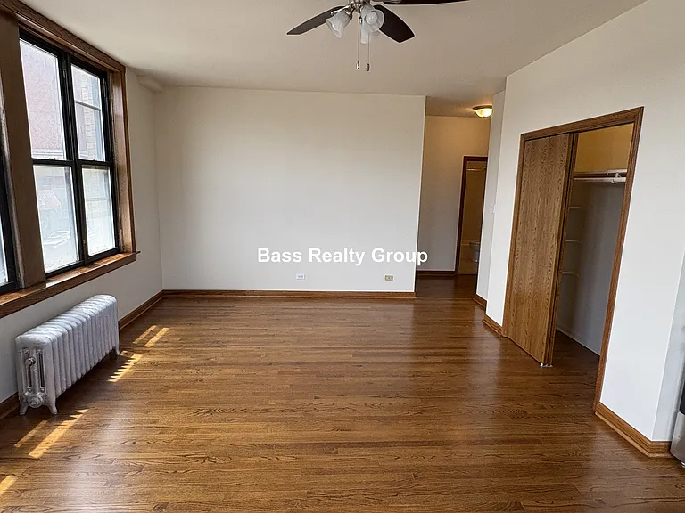 4806 N Kedzie Ave #103 — Photo 3