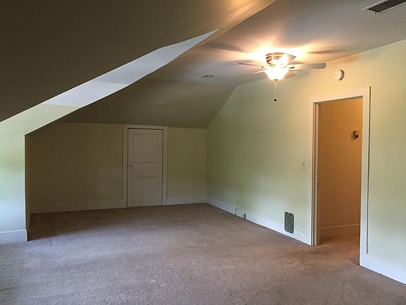 4th image of 1603 Linden Ave Floor 2