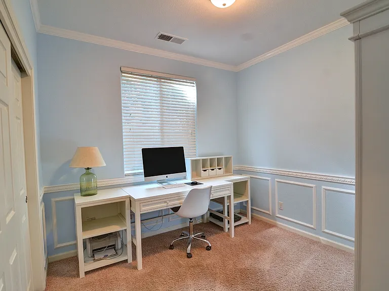1886 N Highland Ave — Photo 11