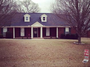 219 Tanner Point Dr, New Market, AL 35761