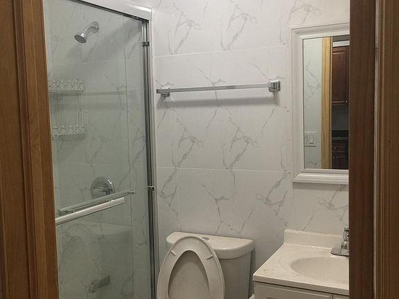 3rd image of 8629 86th St Fl 1