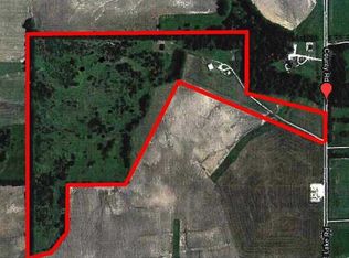 1625 S East Lake Rd, Newton, KS 67114