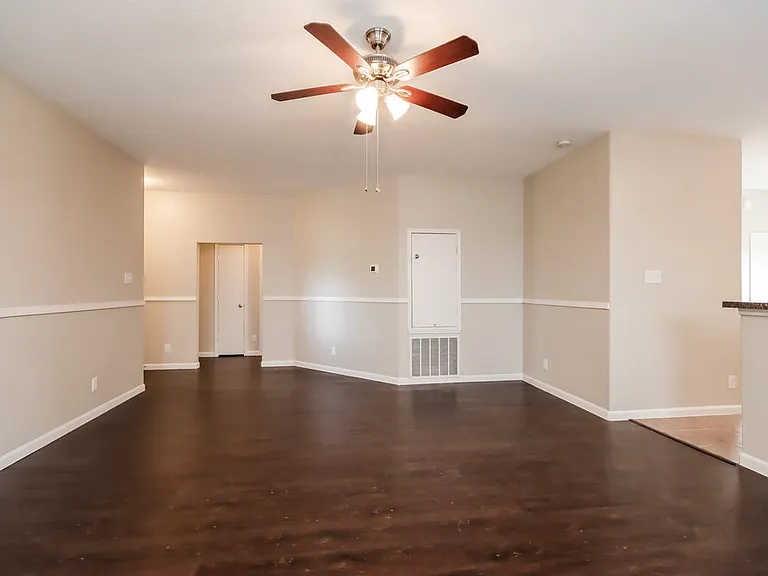 7003 Orchid St — Photo 4