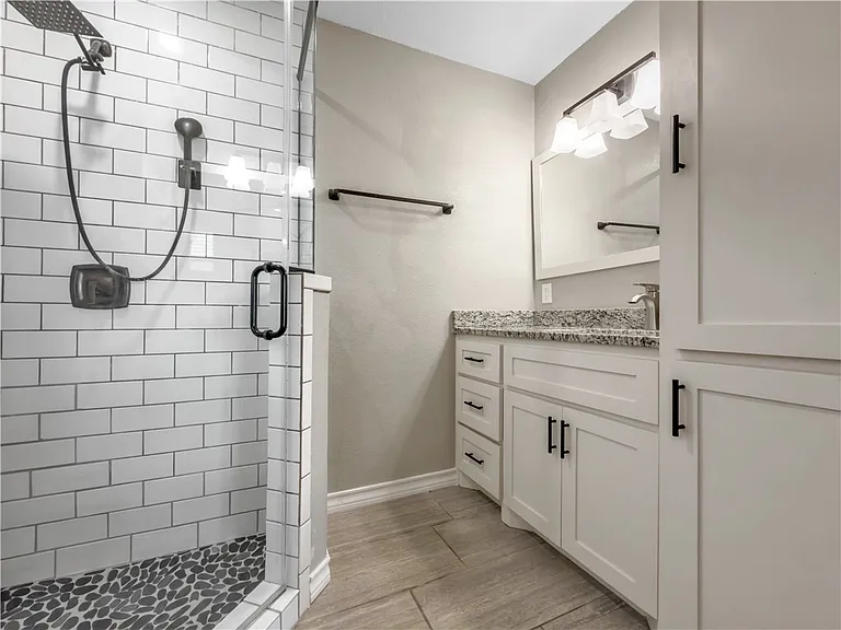 853 Belmeade Dr — Photo 17