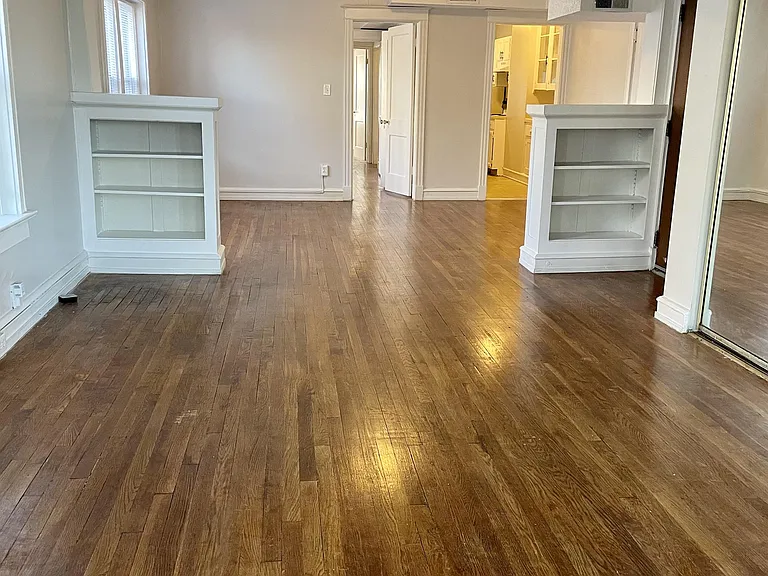 4117 Walnut St #2N — Photo 2