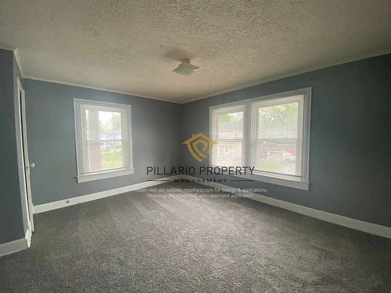 916-918 Fairfield Ave — Photo 25