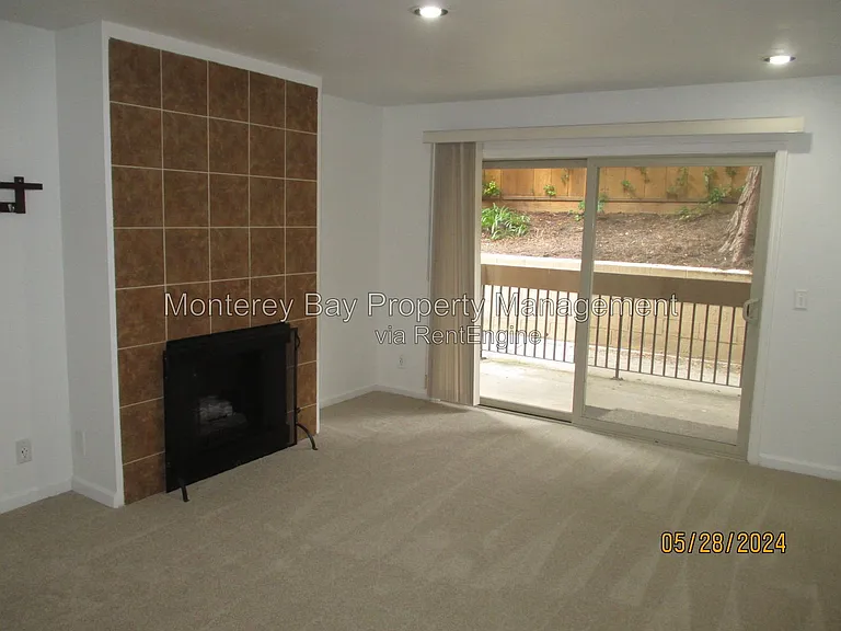 3103 Golden Oaks Ln — Photo 4