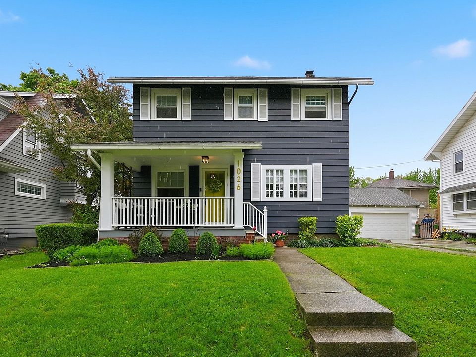 1st image of 1026 Maxine Dr