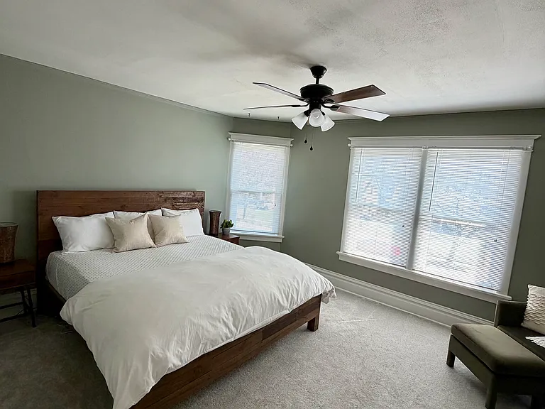 32 Hereford St #34 — Photo 9