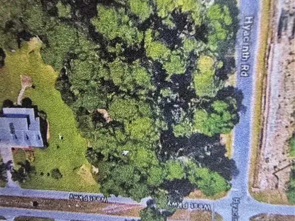 N Parkway St #43, Deland, FL 32720