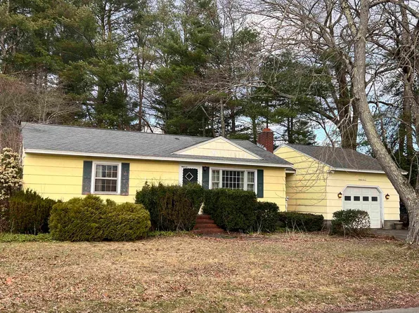 37 Iris Avenue, Salem, NH 03079