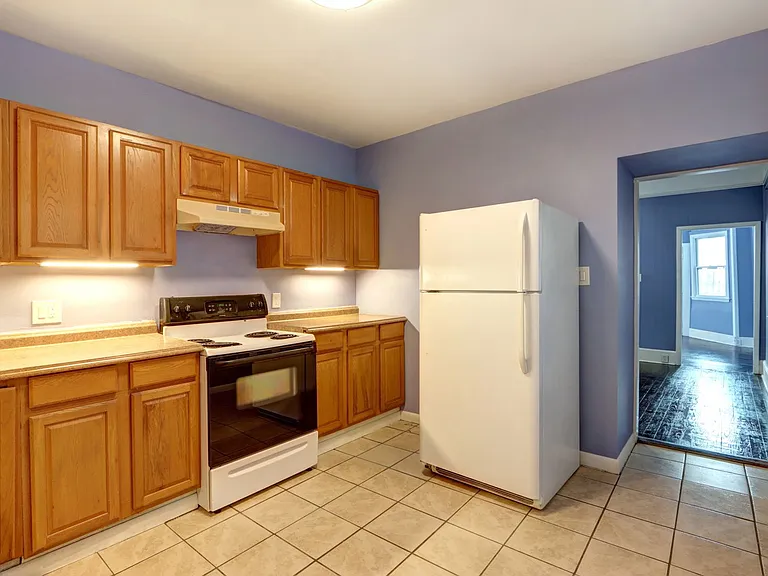 730 E Anderson St — Photo 13