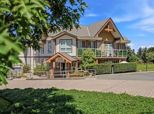 439 College Rd #203, Qualicum Beach, BC V9K0B2