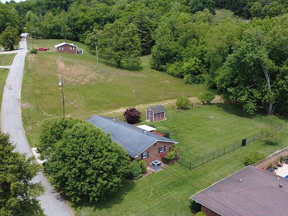 5th image of 162 Meadowbrook Rd