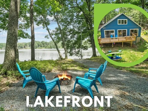 466 W Shore Dr, Hawley, PA 18428