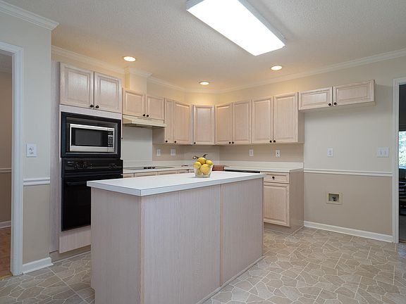 5th image of 9086 Hadley Ct