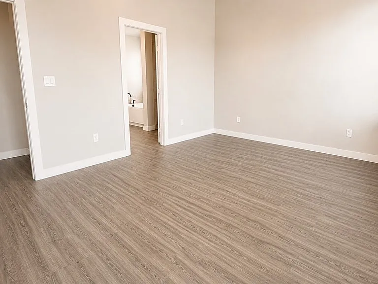 2617 Ivy Ct — Photo 11