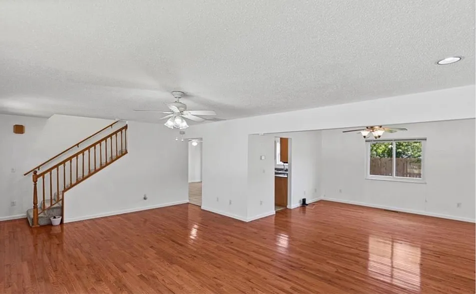 935 Natasha Circle - 1 — Photo 2