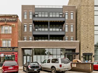 4555 N Ravenswood Ave #402, Chicago, IL 60640
