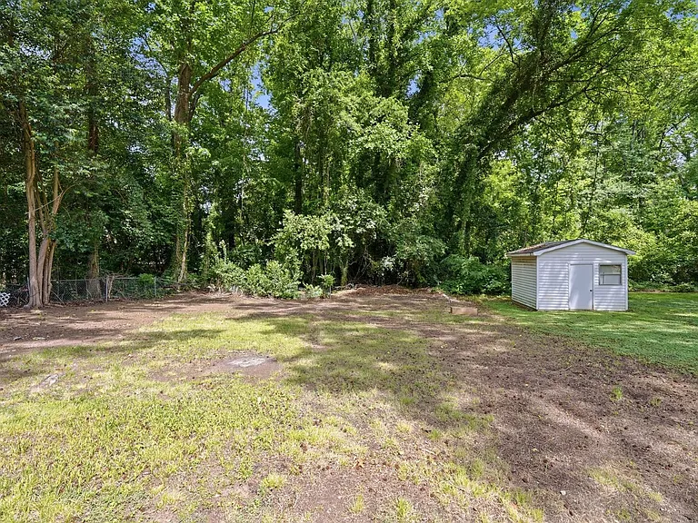 4239 Dinglewood Ave — Photo 15