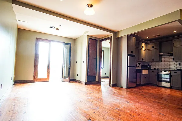 Rented by Lofts and Flats LLC | media 3