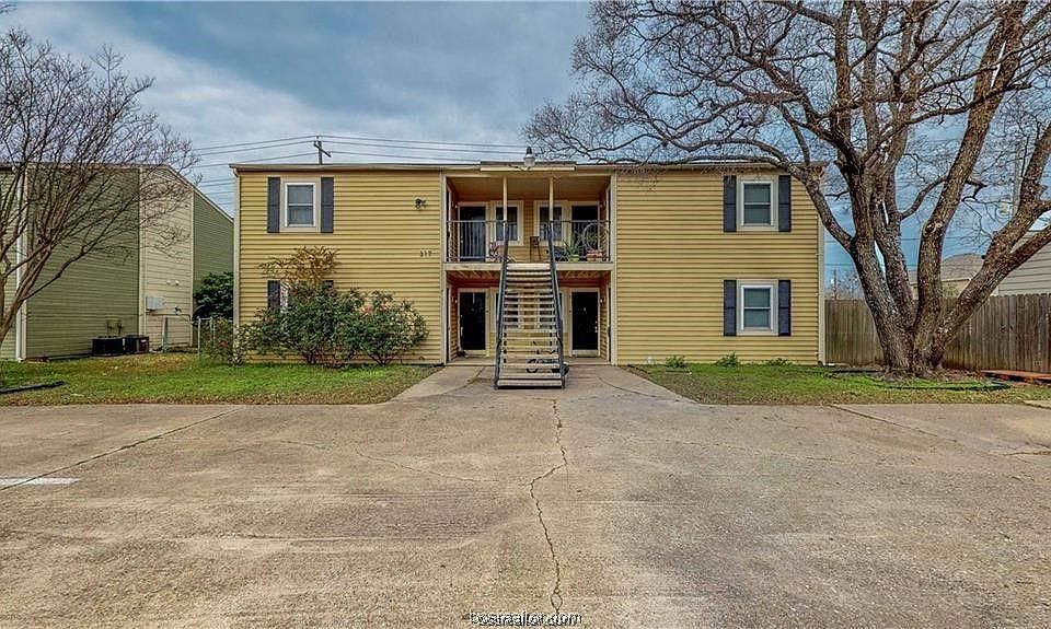 1st image of 317 Manuel Dr APT C