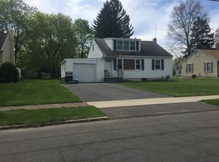 221 W Hinds Ave, Sherrill, NY 13461