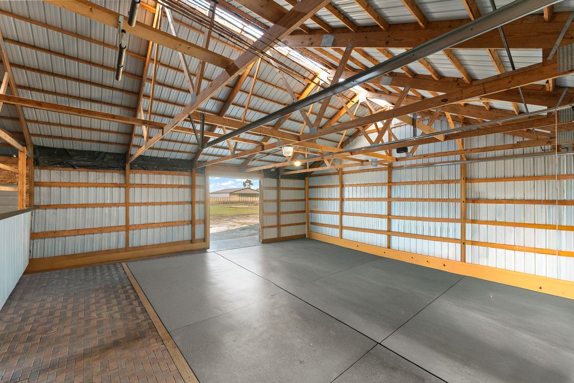 next background image