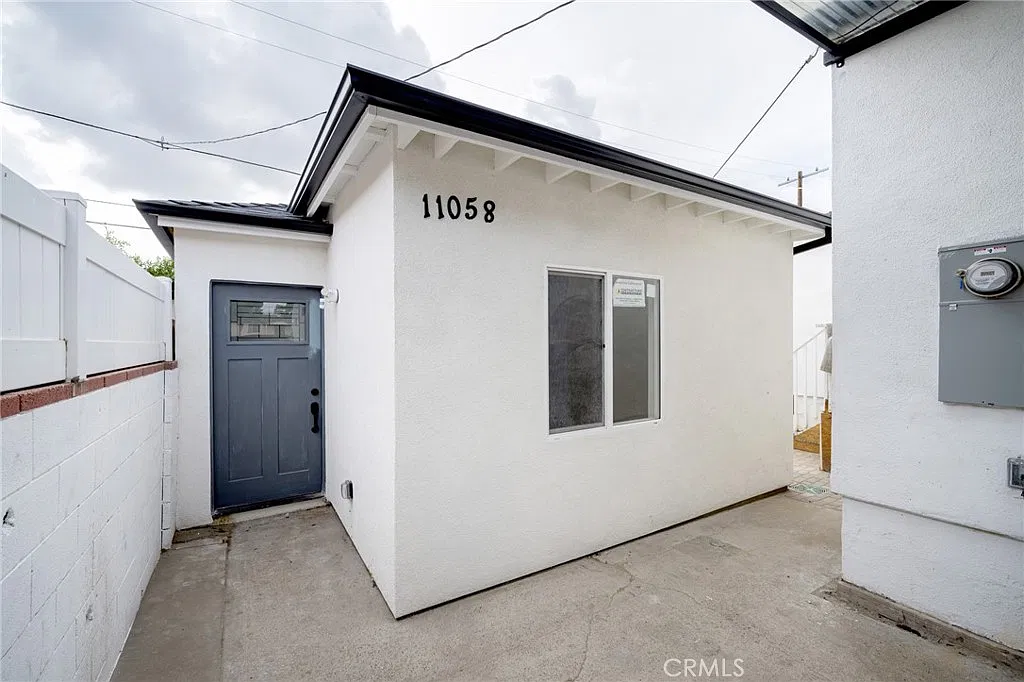 1 bed, 500 sqft, $2,200 — Photo 1