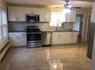 14 Homestead Ave, North Smithfield, RI 02896