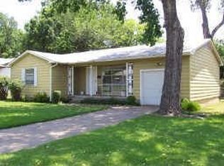 2314 Dennis St, Irving, TX 75062