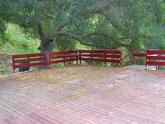 4th image of 1909 N Topanga Canyon Blvd