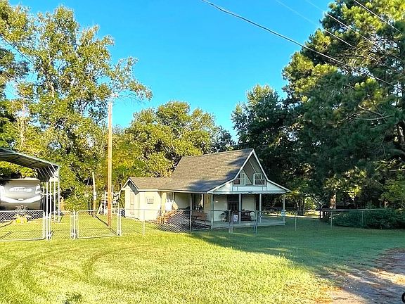 2nd image of 20844 Meadowdale Dr