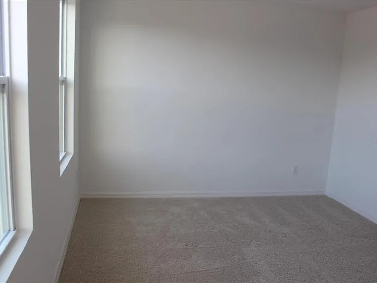 9186 Waverly Walk Dr — Photo 12