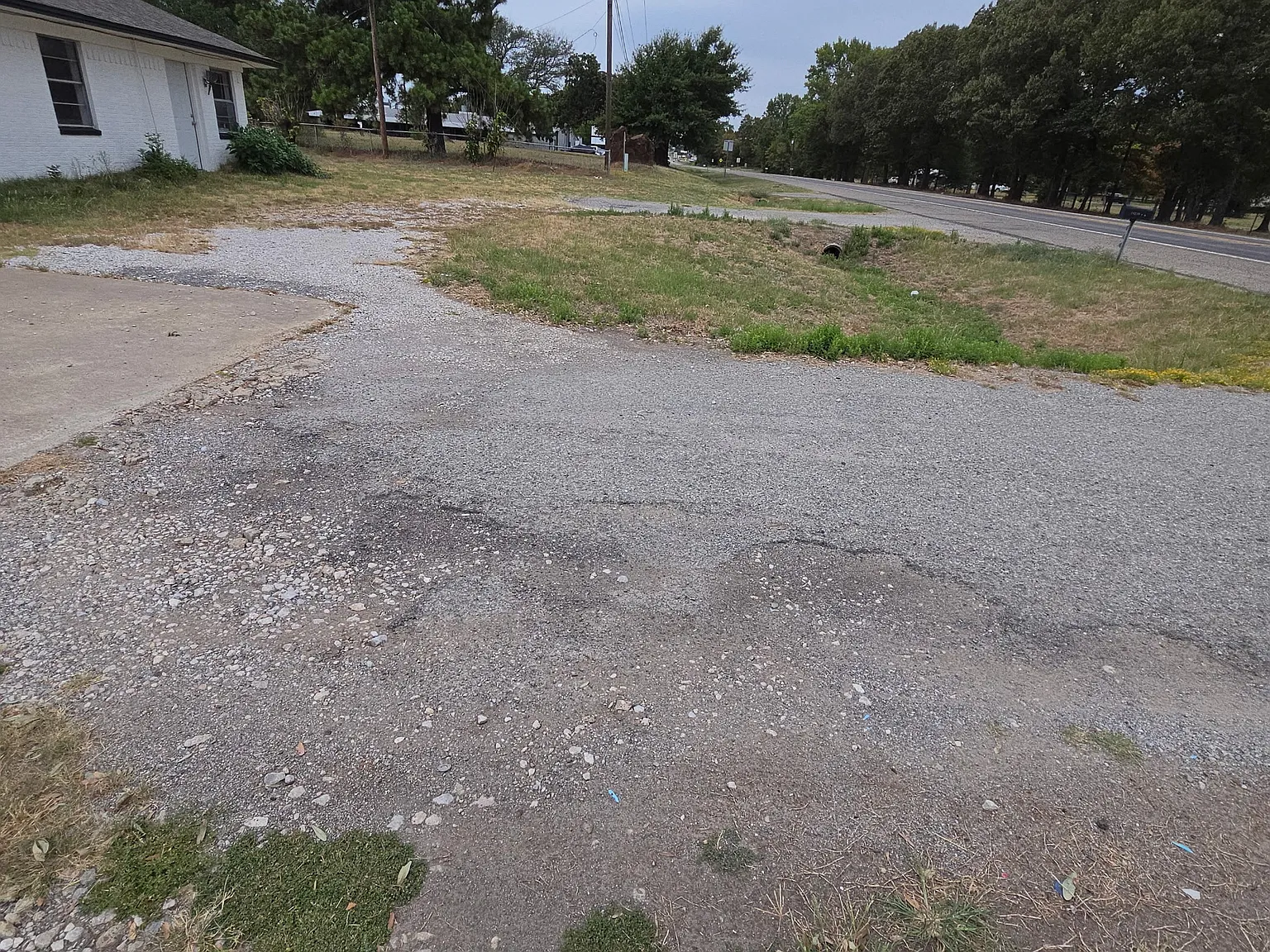 3 bed, 1000 sqft, $1,200 — Photo 4