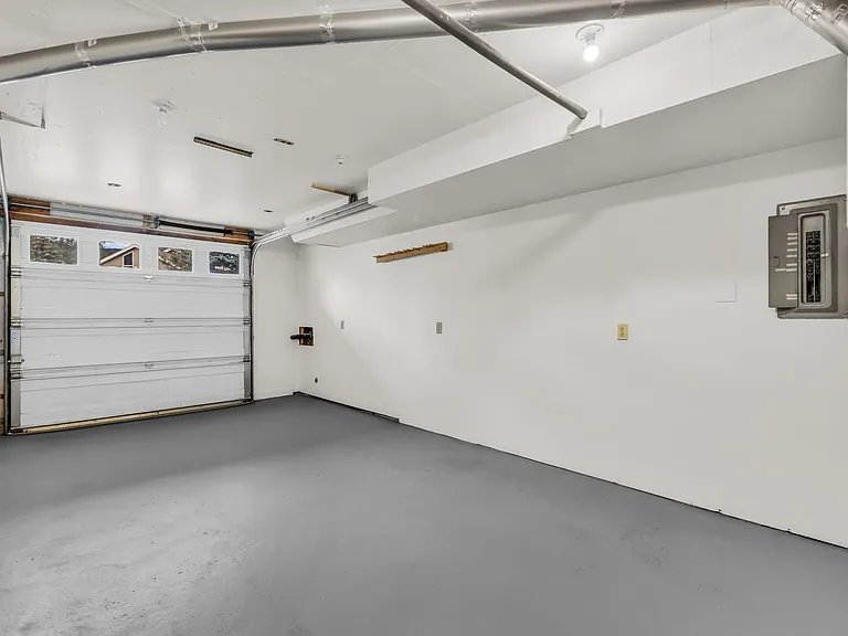 2320 Calumet Cir #B — Photo 17