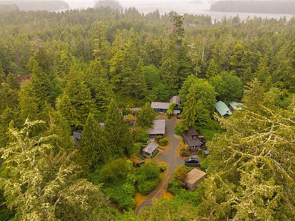 5th image of 1364 Chesterman Beach Rd