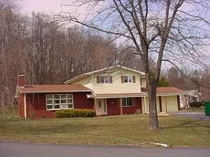 1st image of 1012 Meadowlark Lck