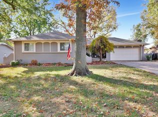1607 E Oak Forest Rd, Derby, KS 67037