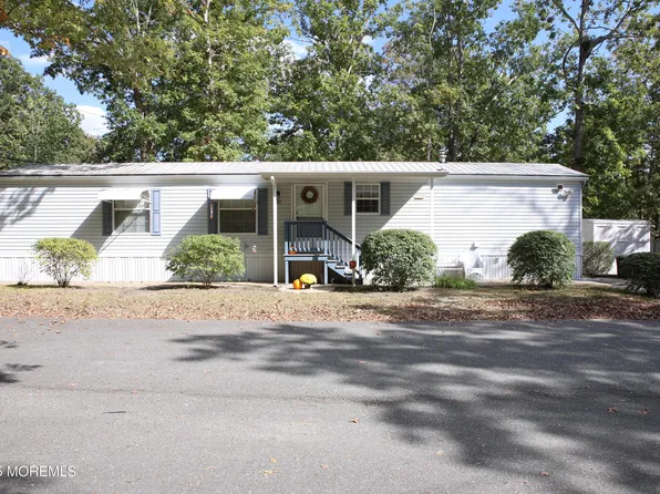 100 Cypress Lane, Barnegat, NJ 08005