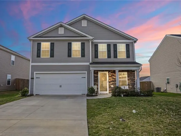 6872 Summerside Dr, Whitsett, NC 27377