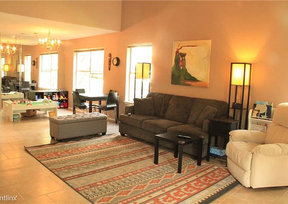 1st image of 13227 Tamayo Dr
