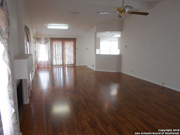 5th image of 10303 Country Way